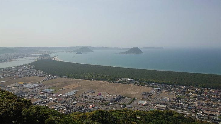 唐津の鏡山展望台